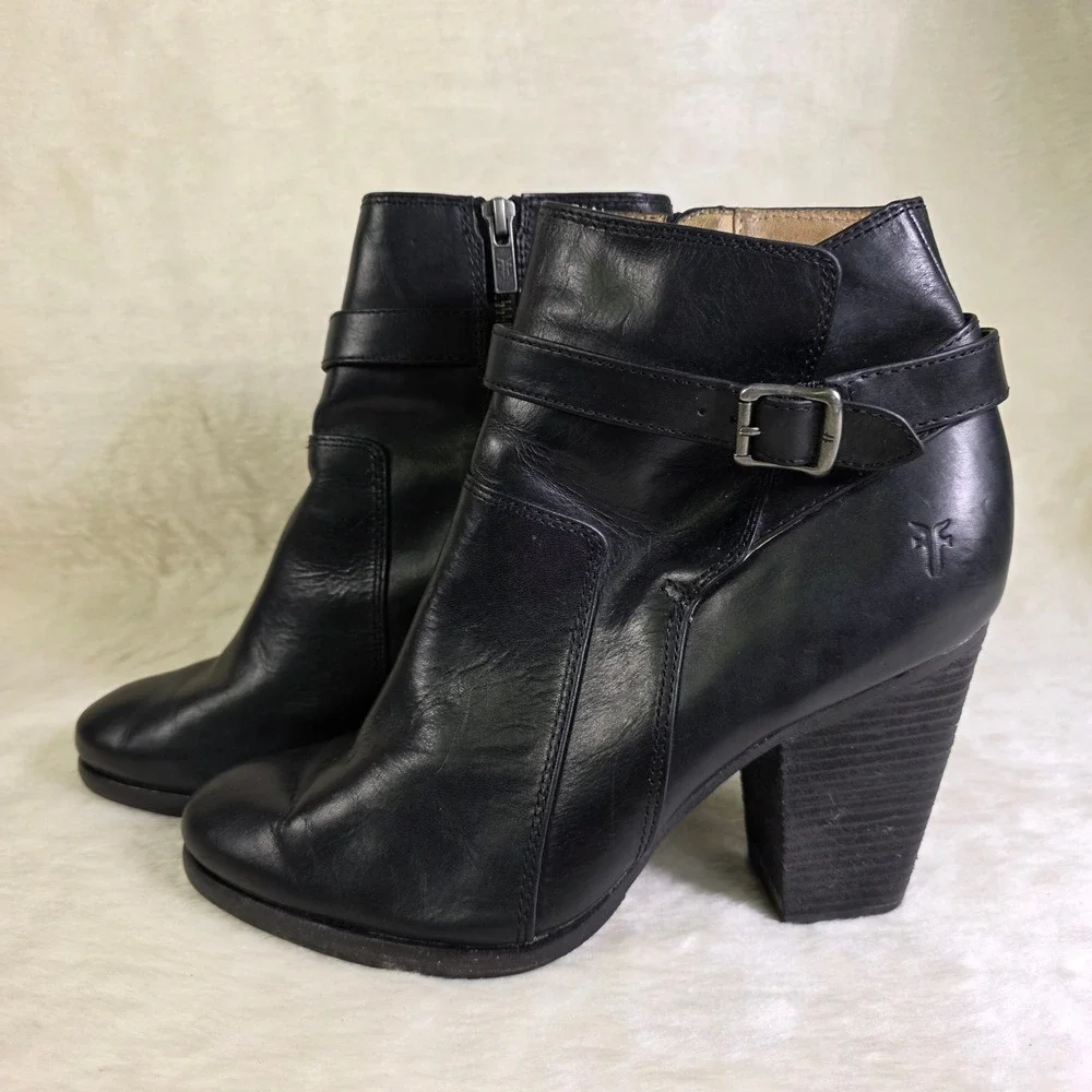 Frye Patty Riding Bootie Black Leather Heeled Ankle Boots Womens 10M Excellent